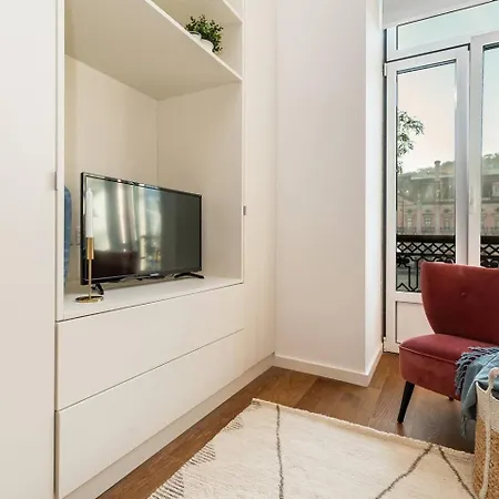Apartment Graceful Design With Romantic View