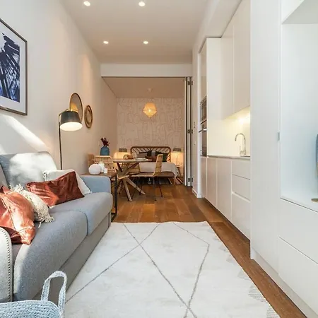 Graceful Design With Romantic View Apartment
